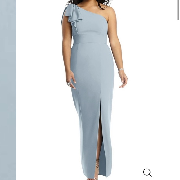 Pale blue bridesmaid gown - Picture 9 of 10